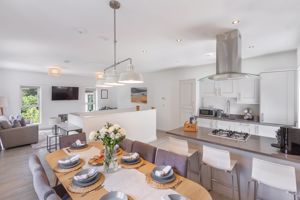 Photo 19- click for photo gallery